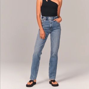 Abercrombie 90s Ultra High Rise Straight Jeans